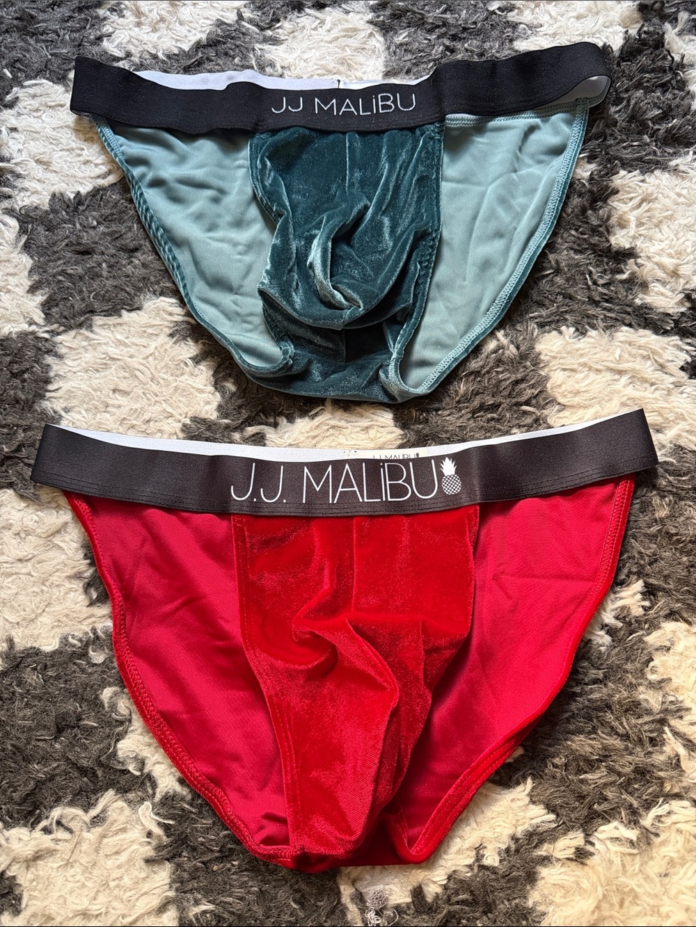 JJ Malibu Men's Velvet Briefs Bundle Size M - Red & Teal Blue
